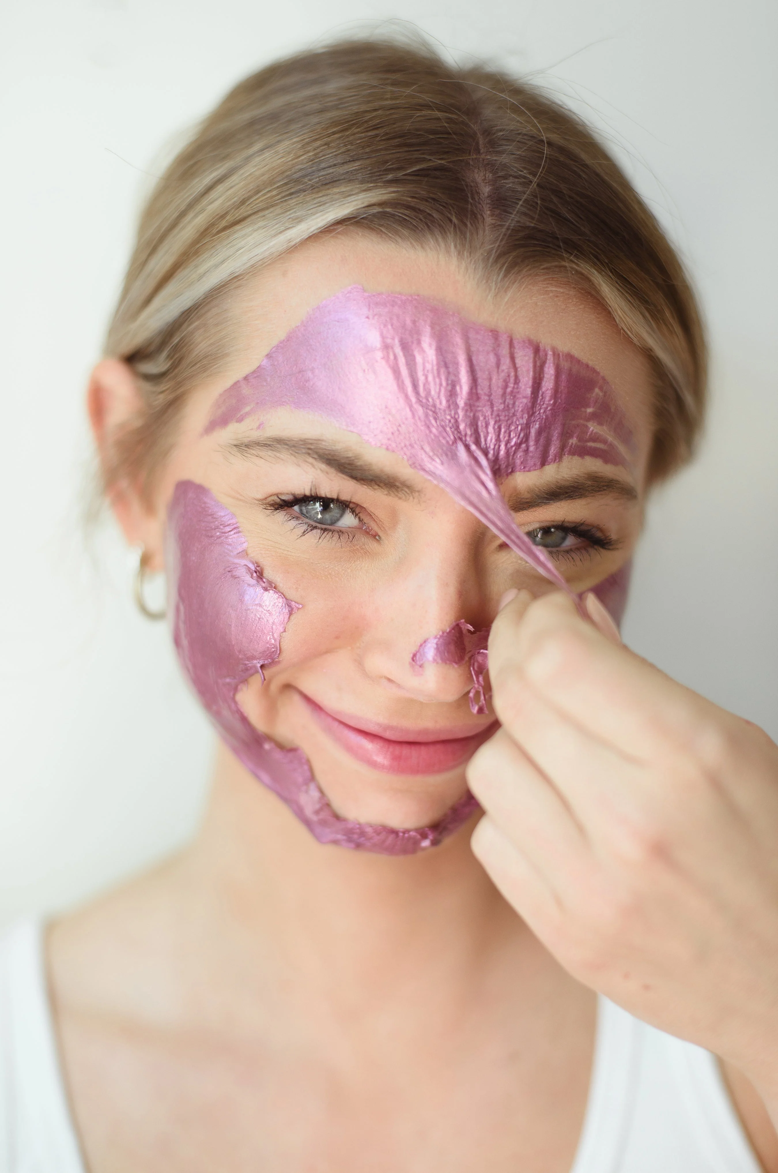 Mind Glowing Peel Off Mask - Image 4